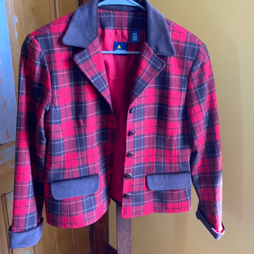 Petite Liz Sport Suit Jacket and Skirt